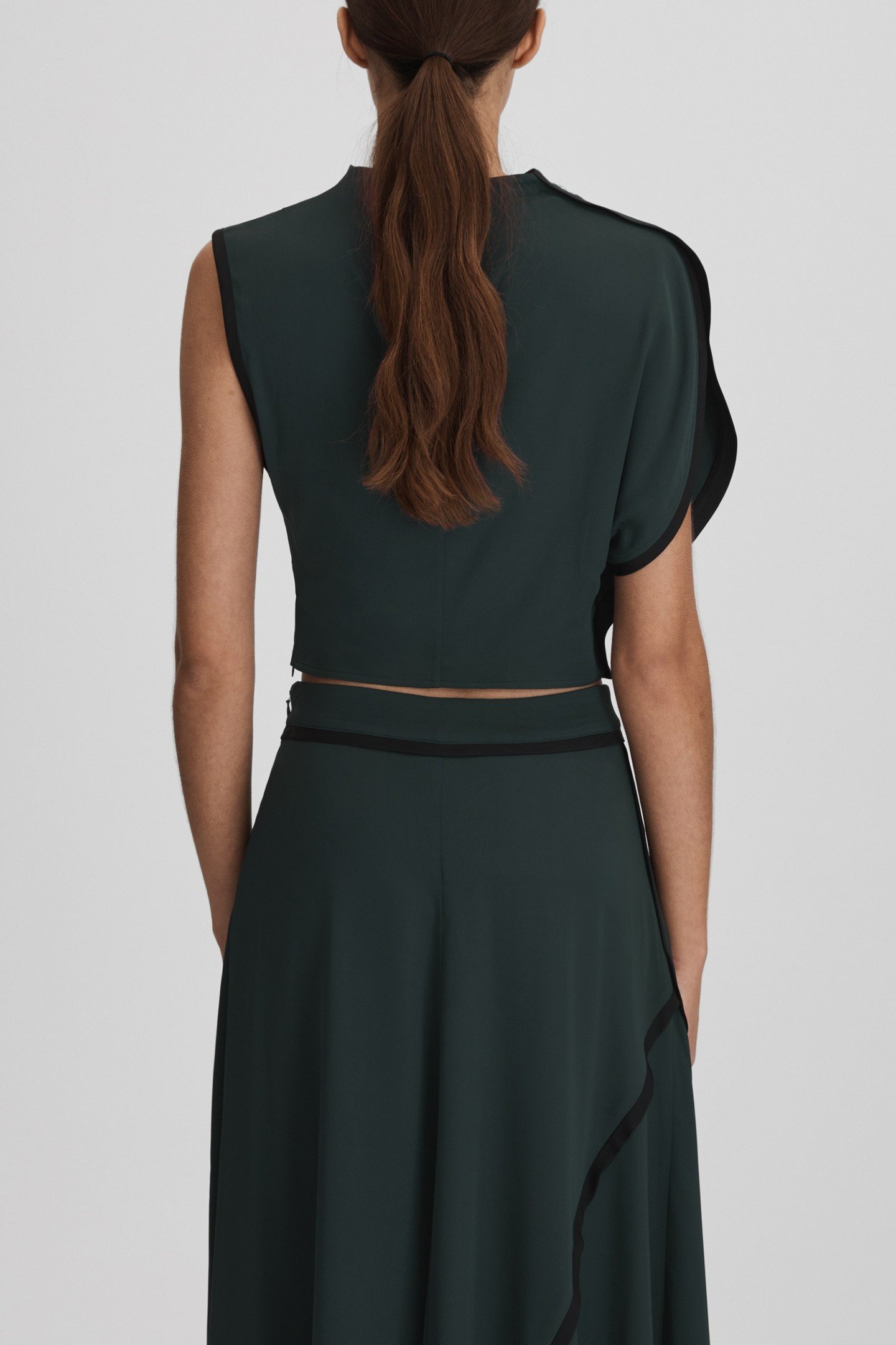 DRAPE DETAIL CROP TOP GREEN 2