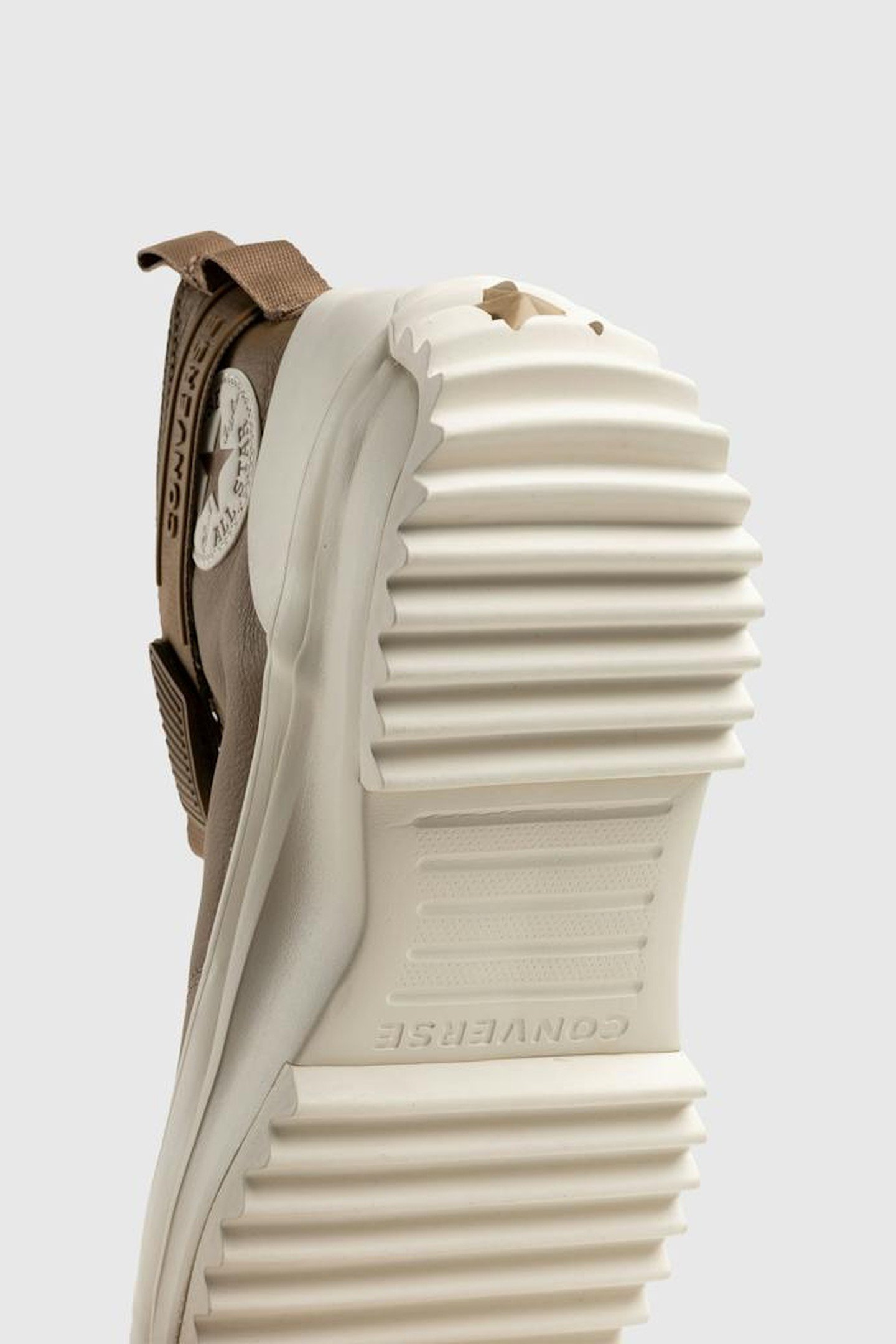 CONVERSE – RUN STAR HIKE 4