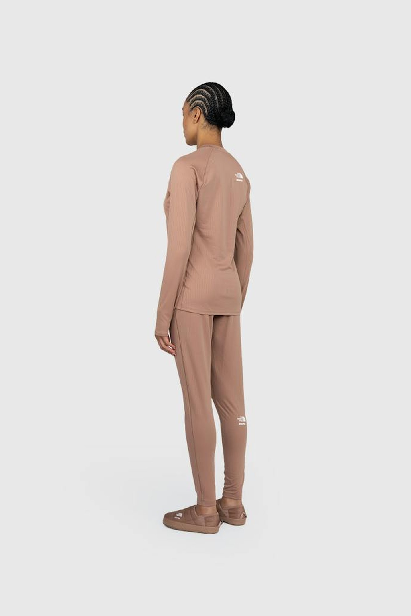 THE NORTH FACE X SKIMS – W DOTKNIT TIGHT 4