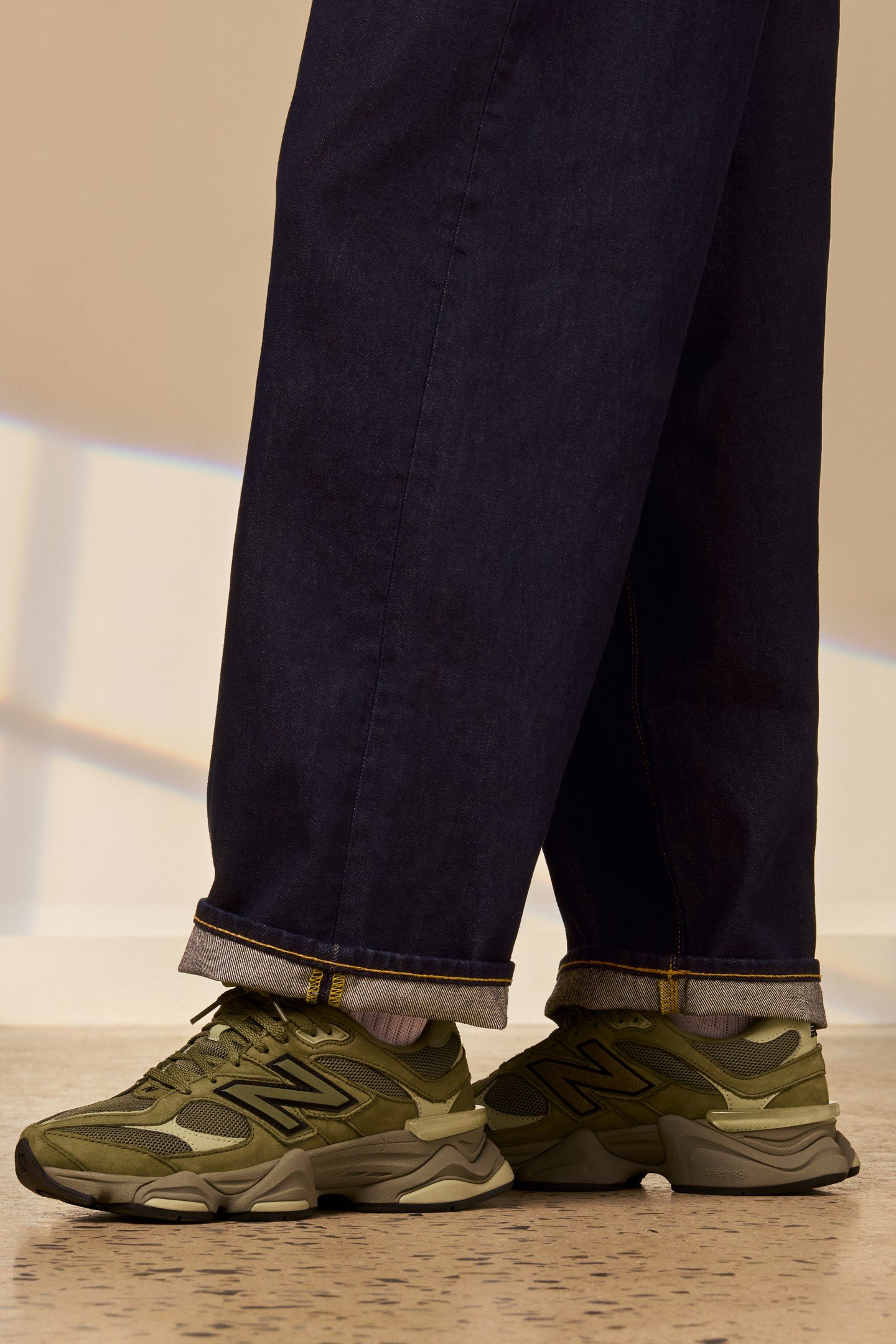 UNISEX 9060 DARK OLIVINE 10