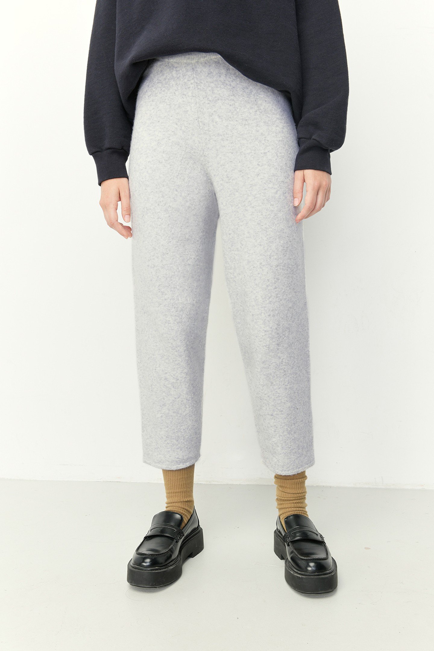 STRAIGHT JOGGING CHINA GREY 1