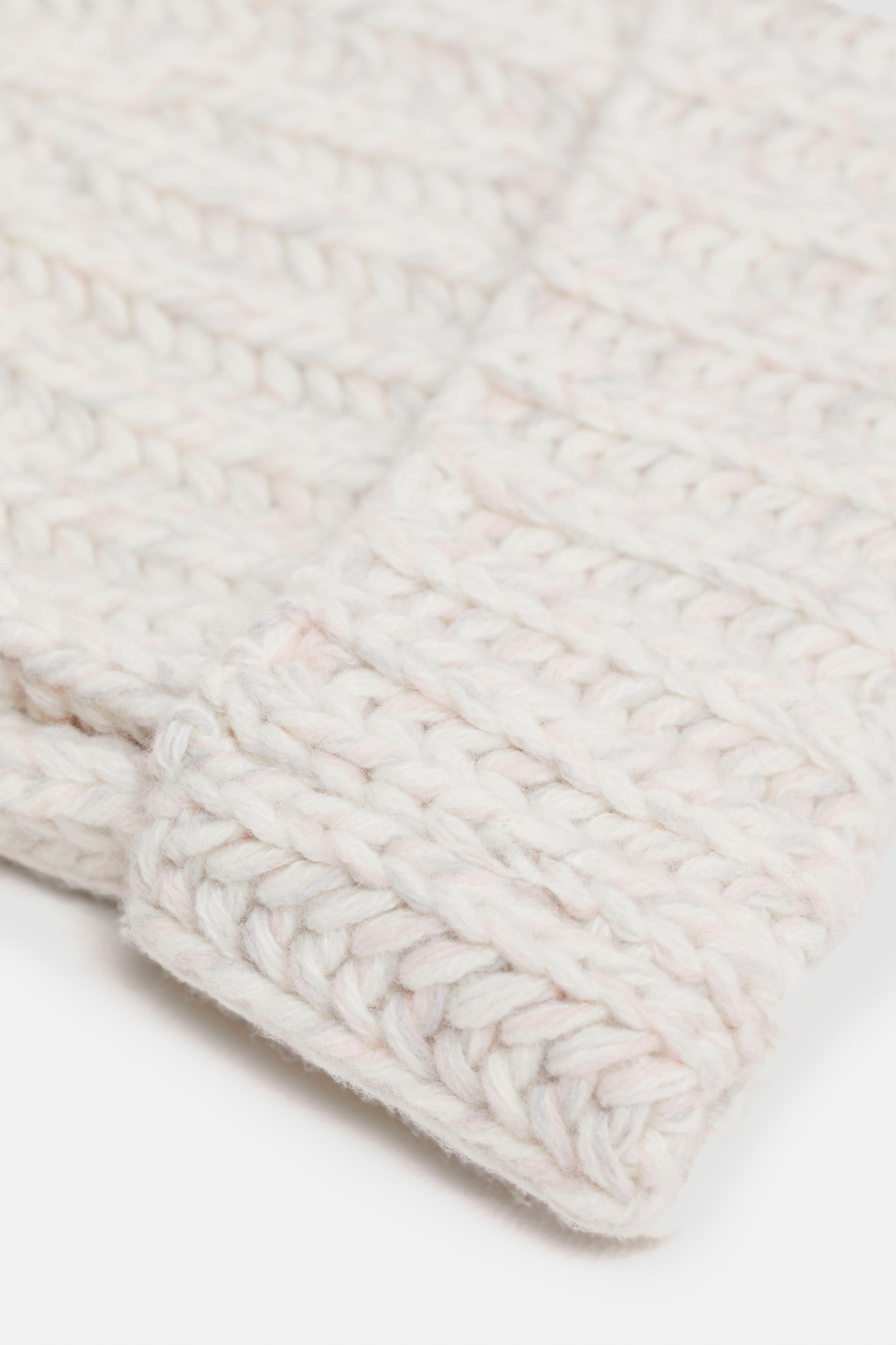 KNITTED HAT CAPS & HATS ENGLISH ROSE 2