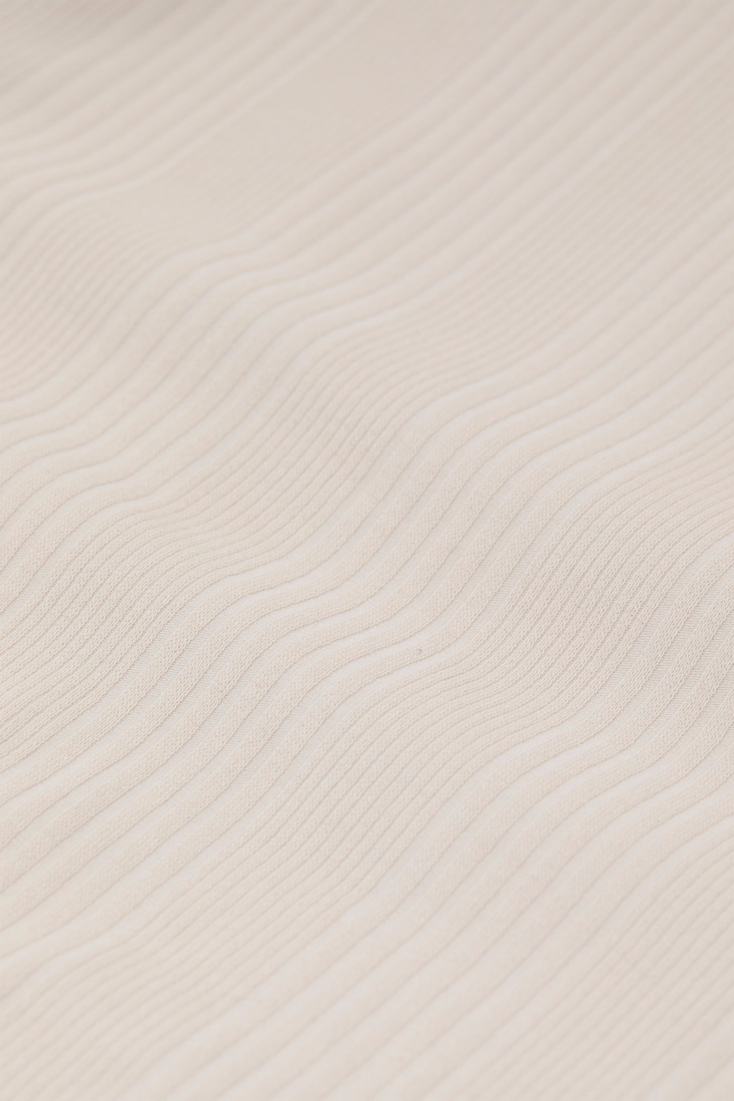 STRAIGHT NECK LONGSLEEVE T-SHIRTS PEARL BEIGE 6