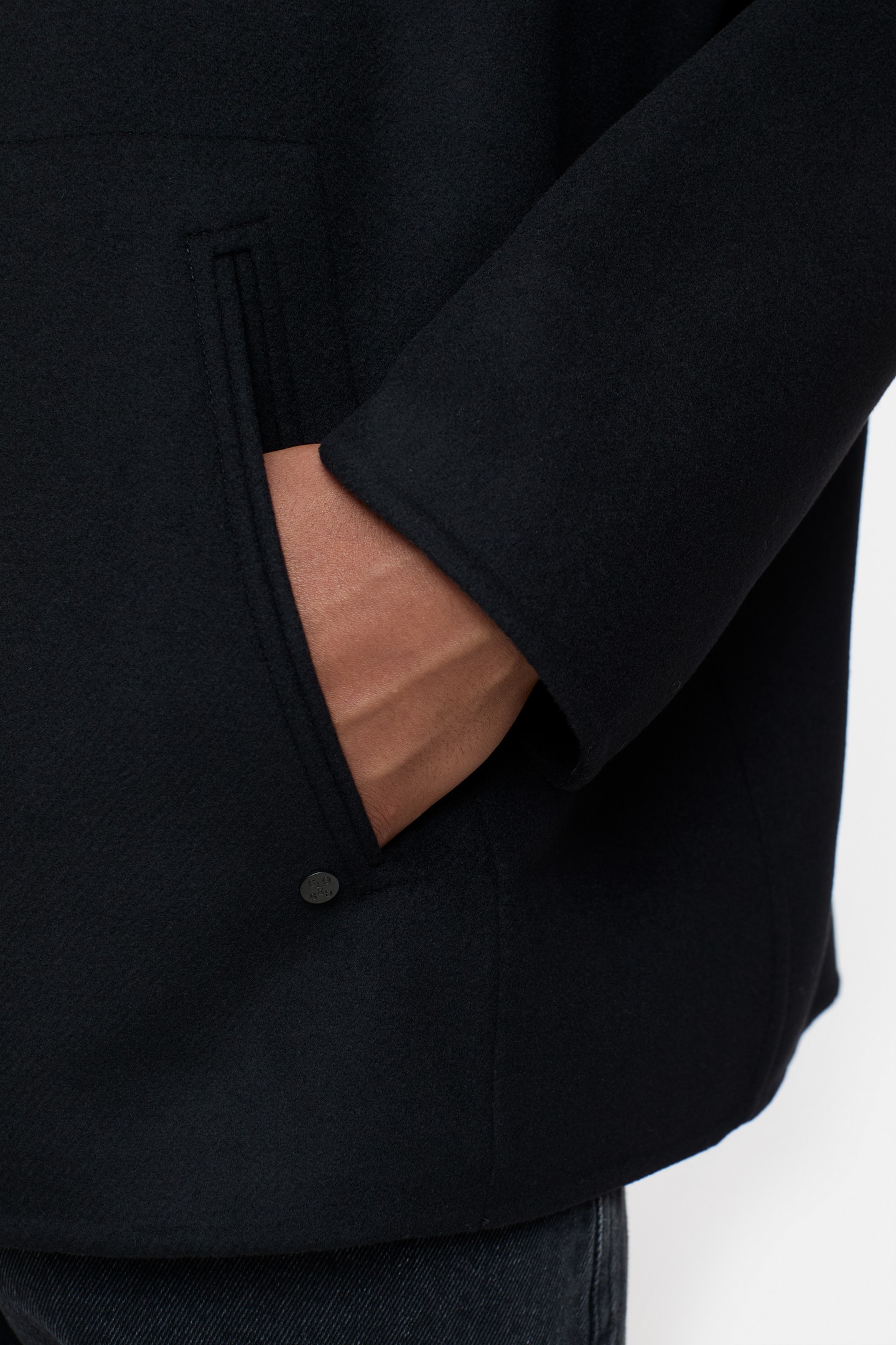 WOOLEN HOODIE BLACK 6