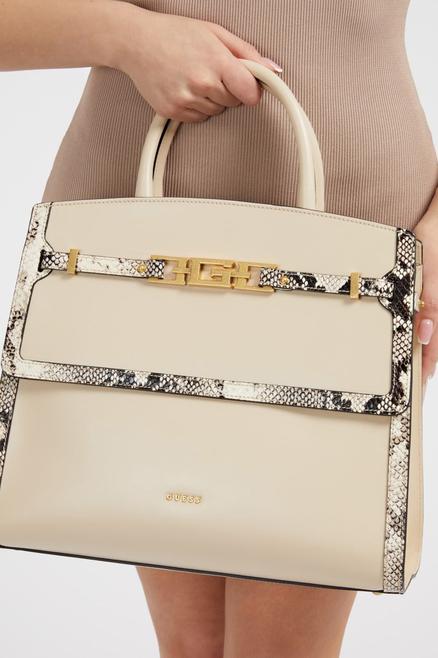 MARCIANO BY GUESS CRISTINA SMALL SATCH MULTICOLOR 10