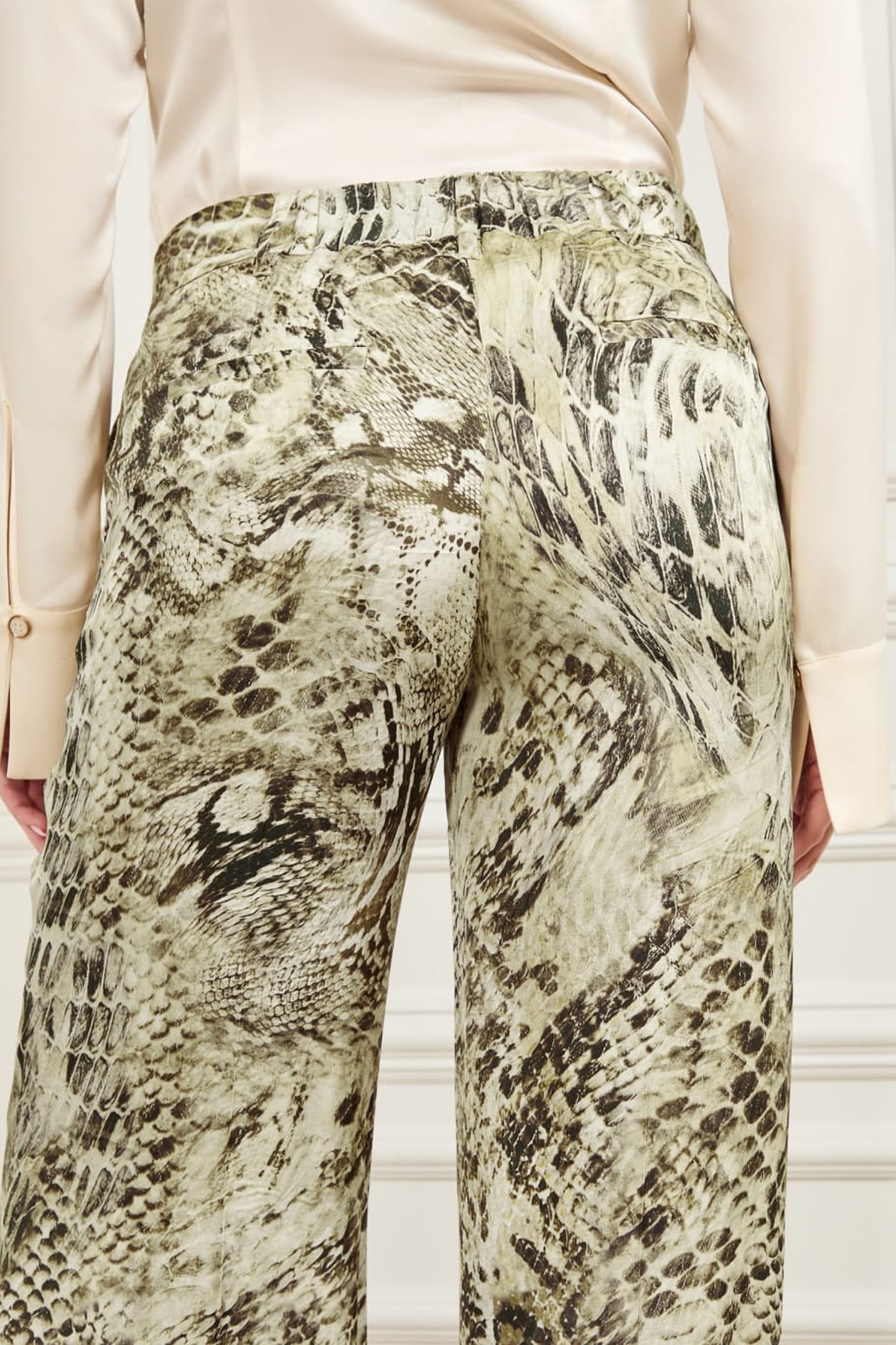 GISELLE STRAIGHT PAN JUMBLE SKIN PRINT 10