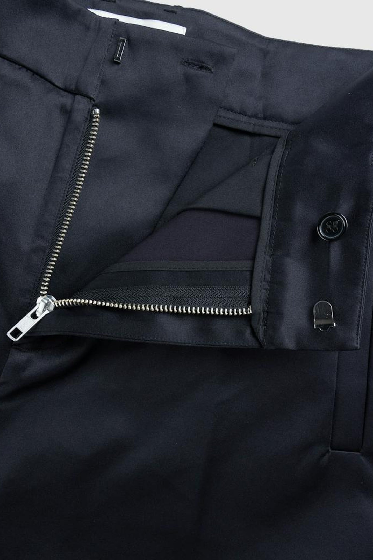 ENTIRE STUDIOS – FATHER SUITING PANT BLACK SATEEN 4