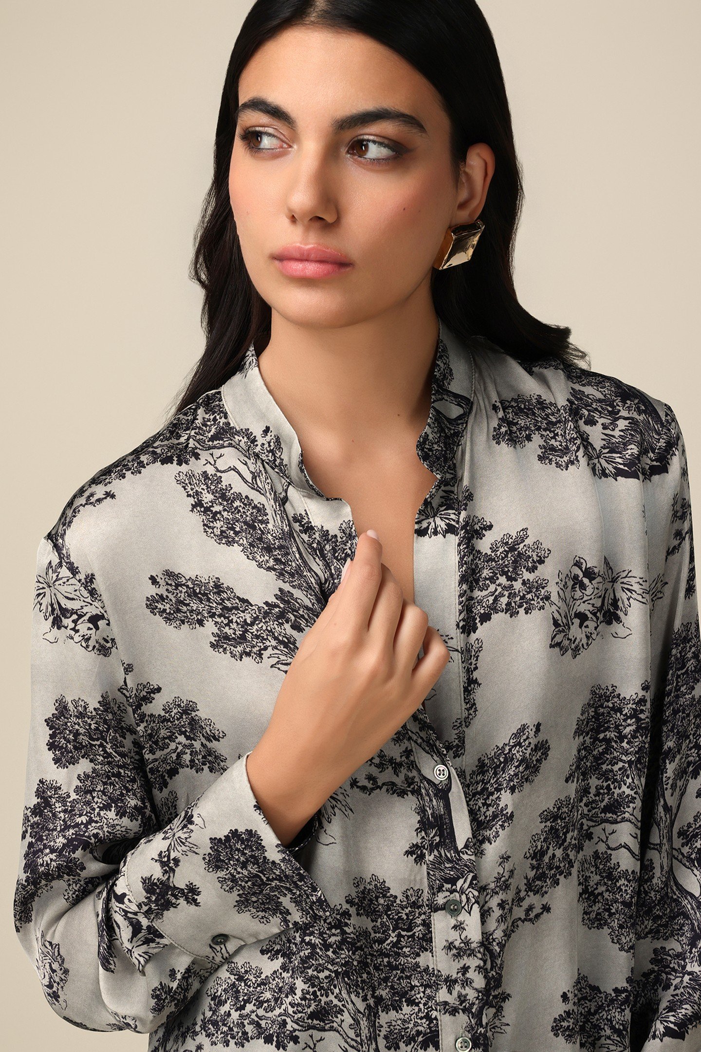 PATTERNED VISCOSE SATIN SHIRT GREY 4