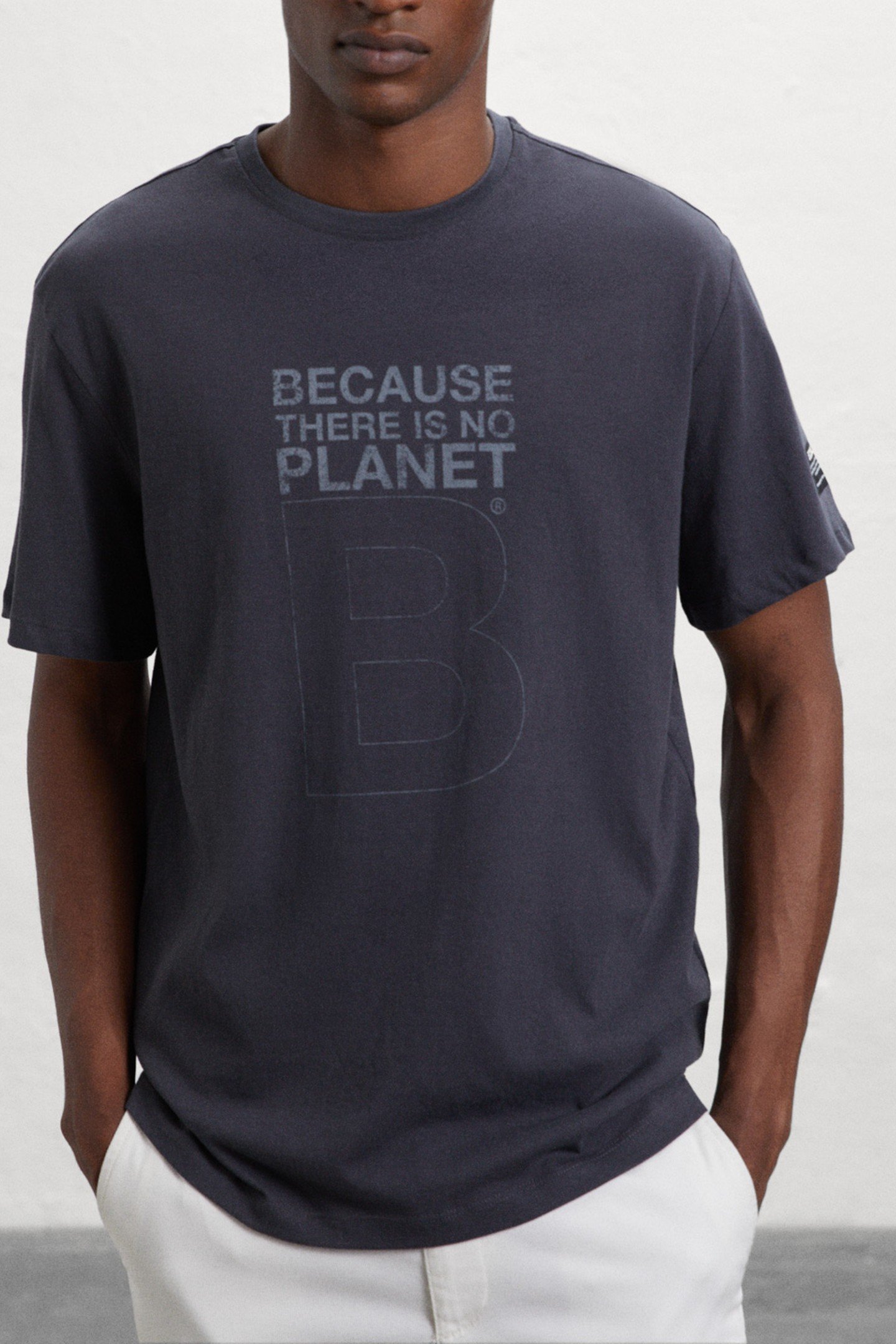 GREATALF B T-SHIRT CAVIAR 3