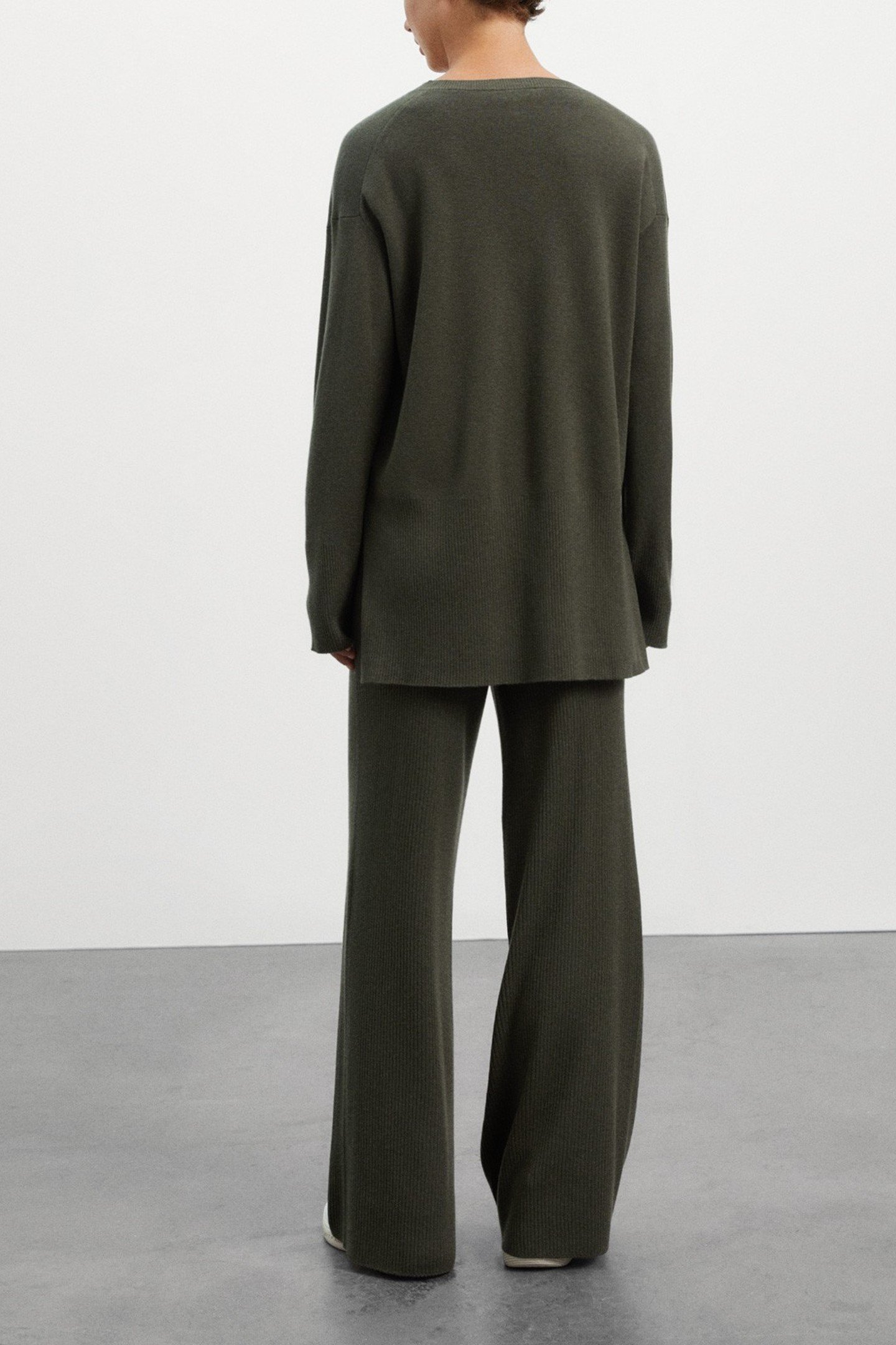 BERGAMOTAALF KNIT OLIVE 3