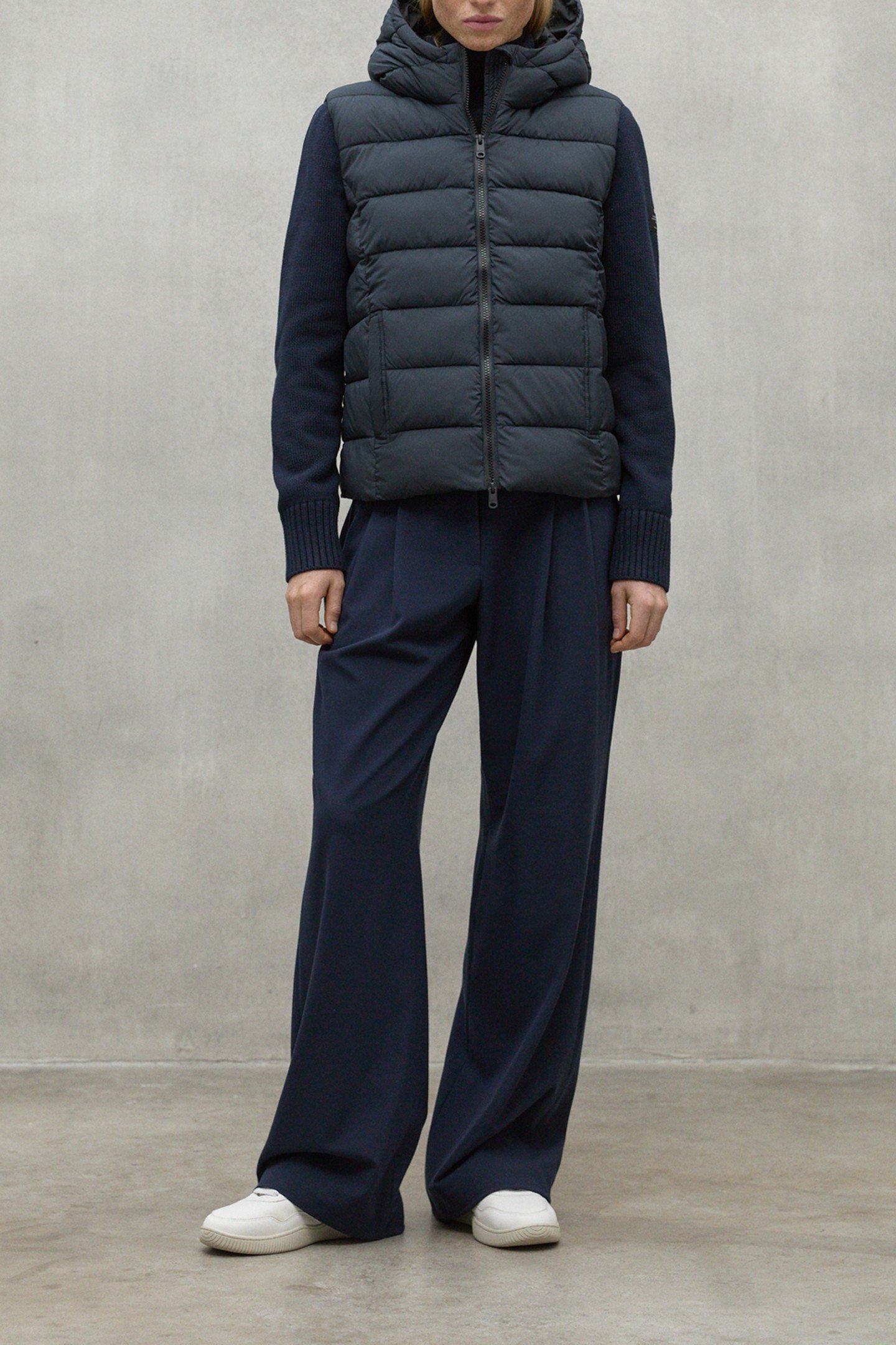 DENALIALF KNIT DEEP NAVY 1