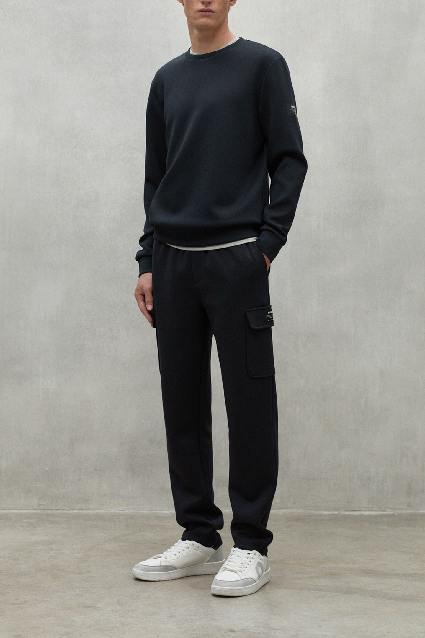 ARLESALF SWEATSHIRT BLACK 1