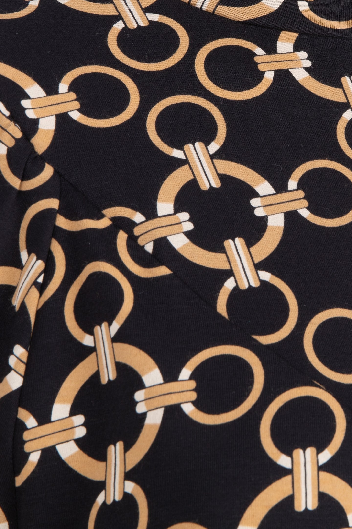 TOP “V” GATHERING CHAIN PRINT PRINT 8