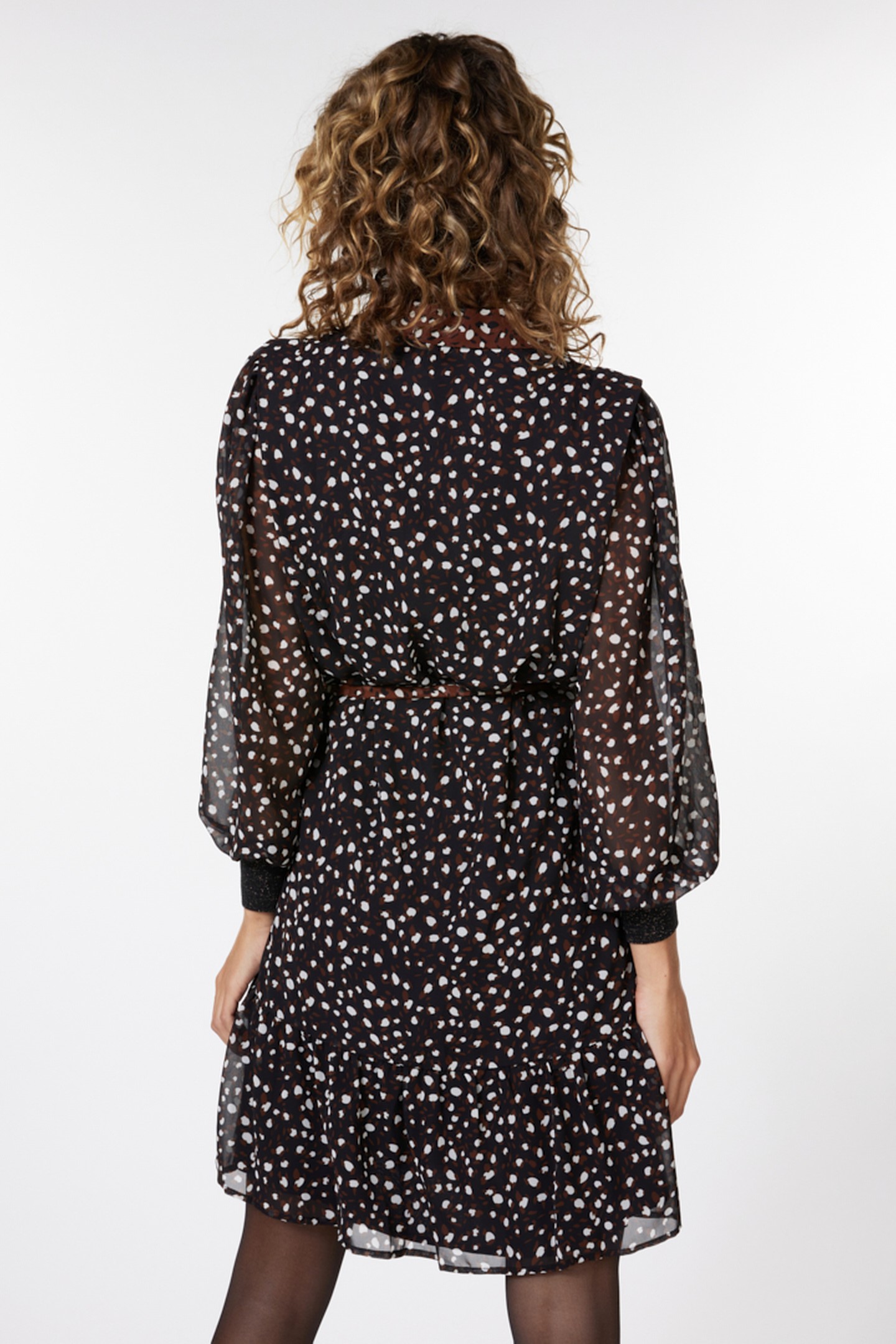 DRESS RIBBED CUFF ANIMAL STEPS PRINT 4