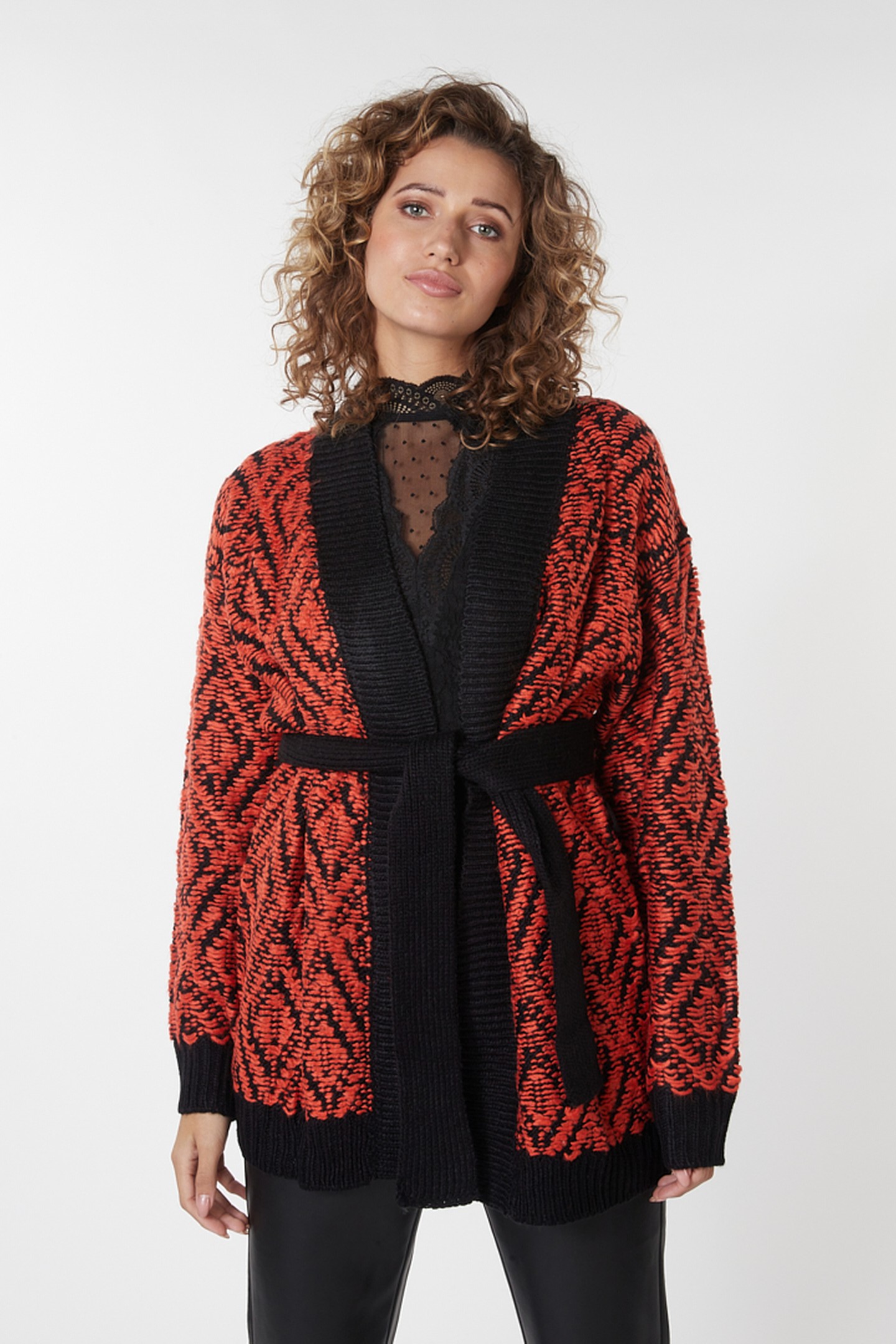 CARDIGAN 3D KNIT BLACK / RED 1