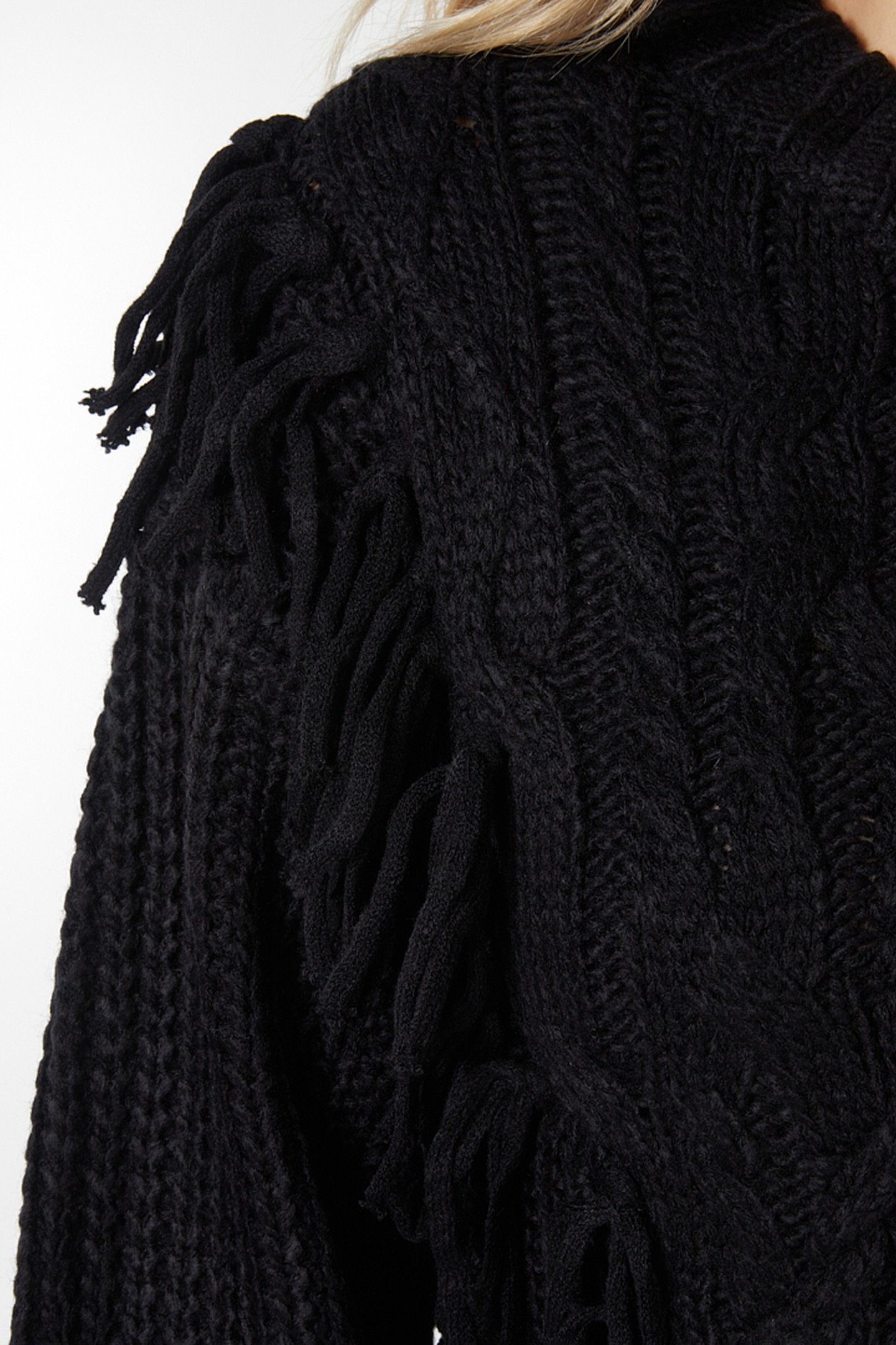 SWEATER CABLE FRINGES BLACK 8