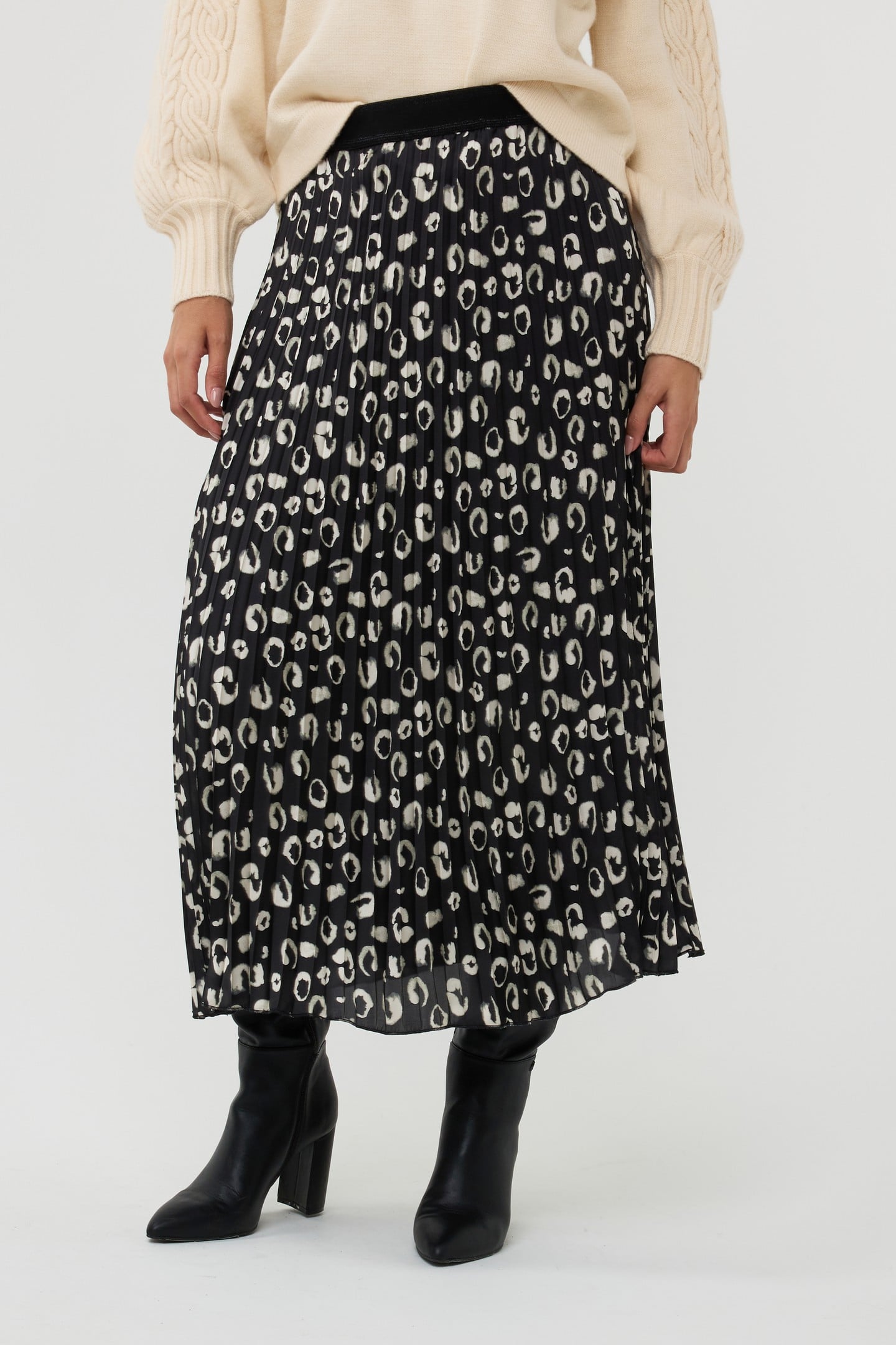 SKIRT PLISSE SATIN WILDERNESS PRINT 2