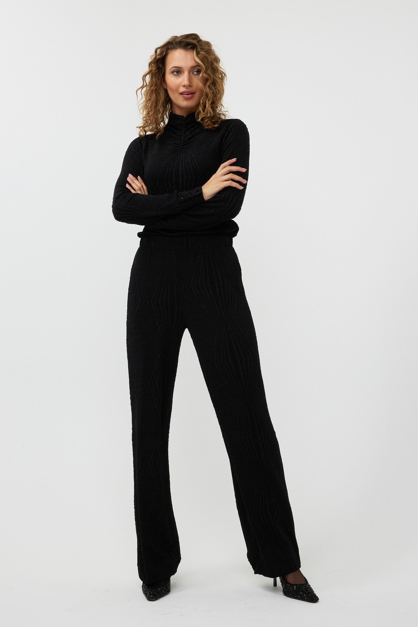 TOP GATHERING JACQUARD SJ BLACK 2