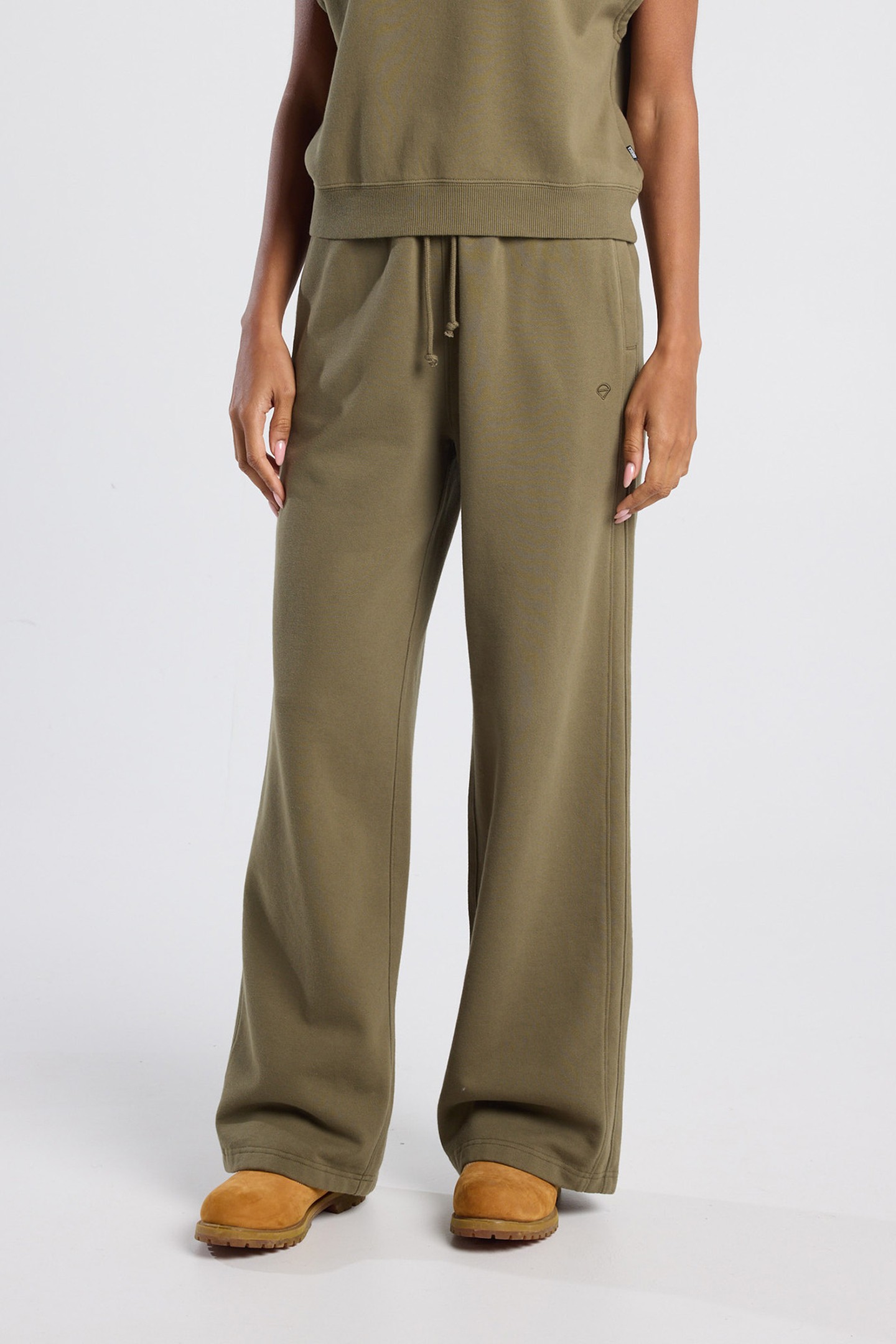 CAITLIN CA ARMY by America Today