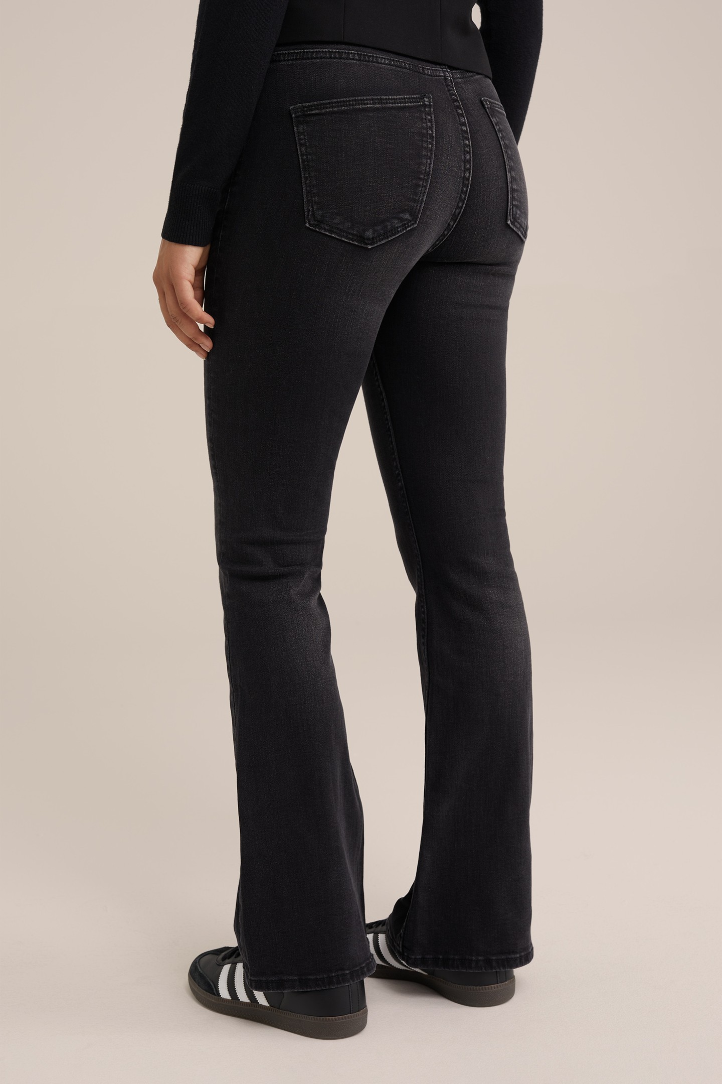 5-POCKET HIGH WAIST BLACK 3