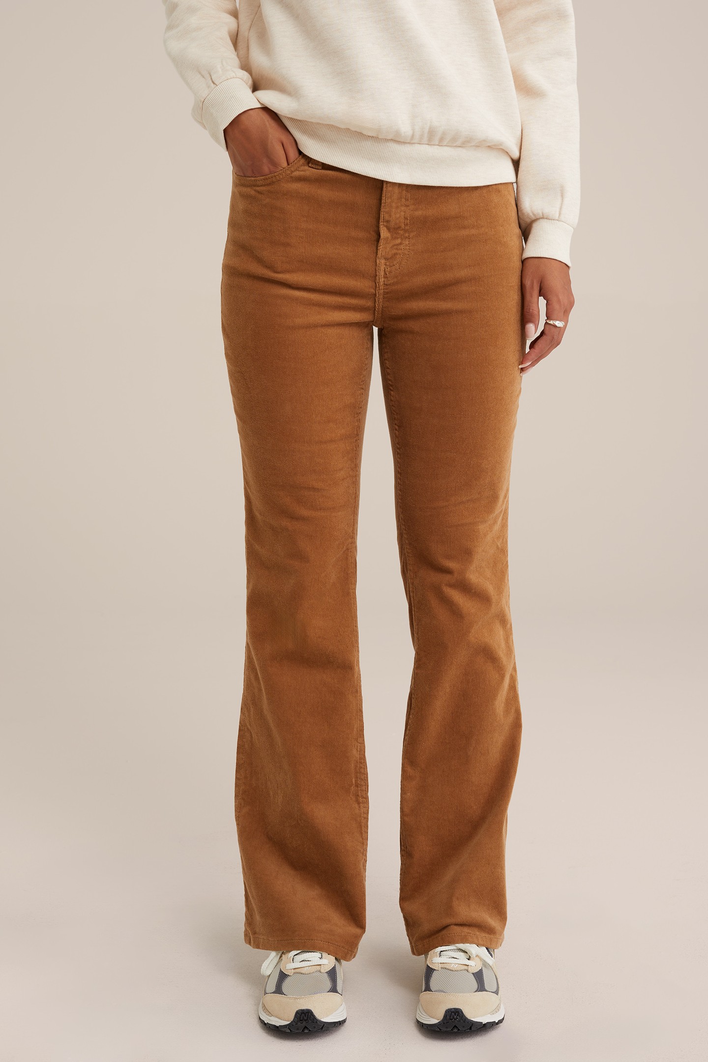 TROUSER LIGHT BROWN 2