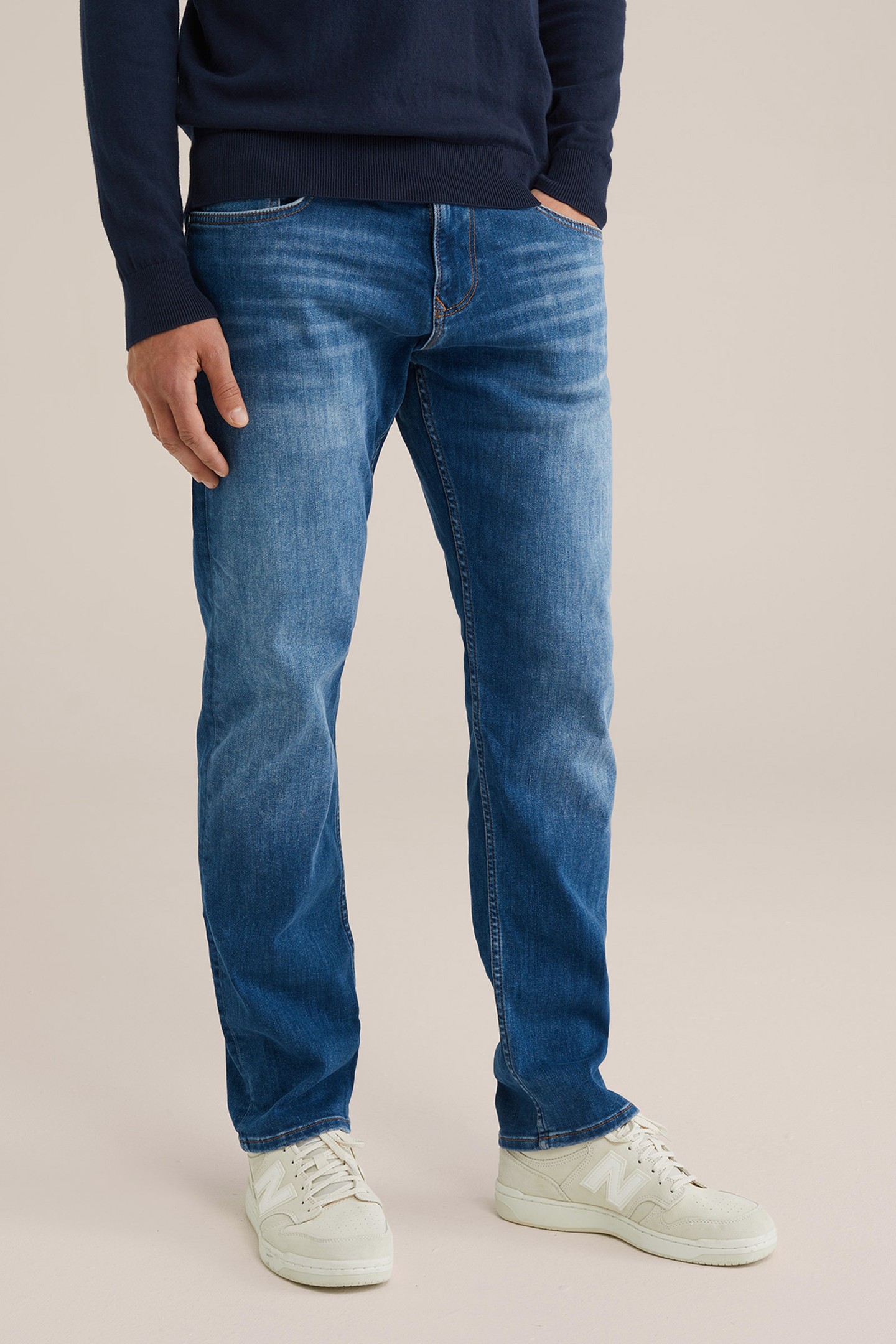 5-POCKET MID WAIST DARK BLUE by WE Fashion