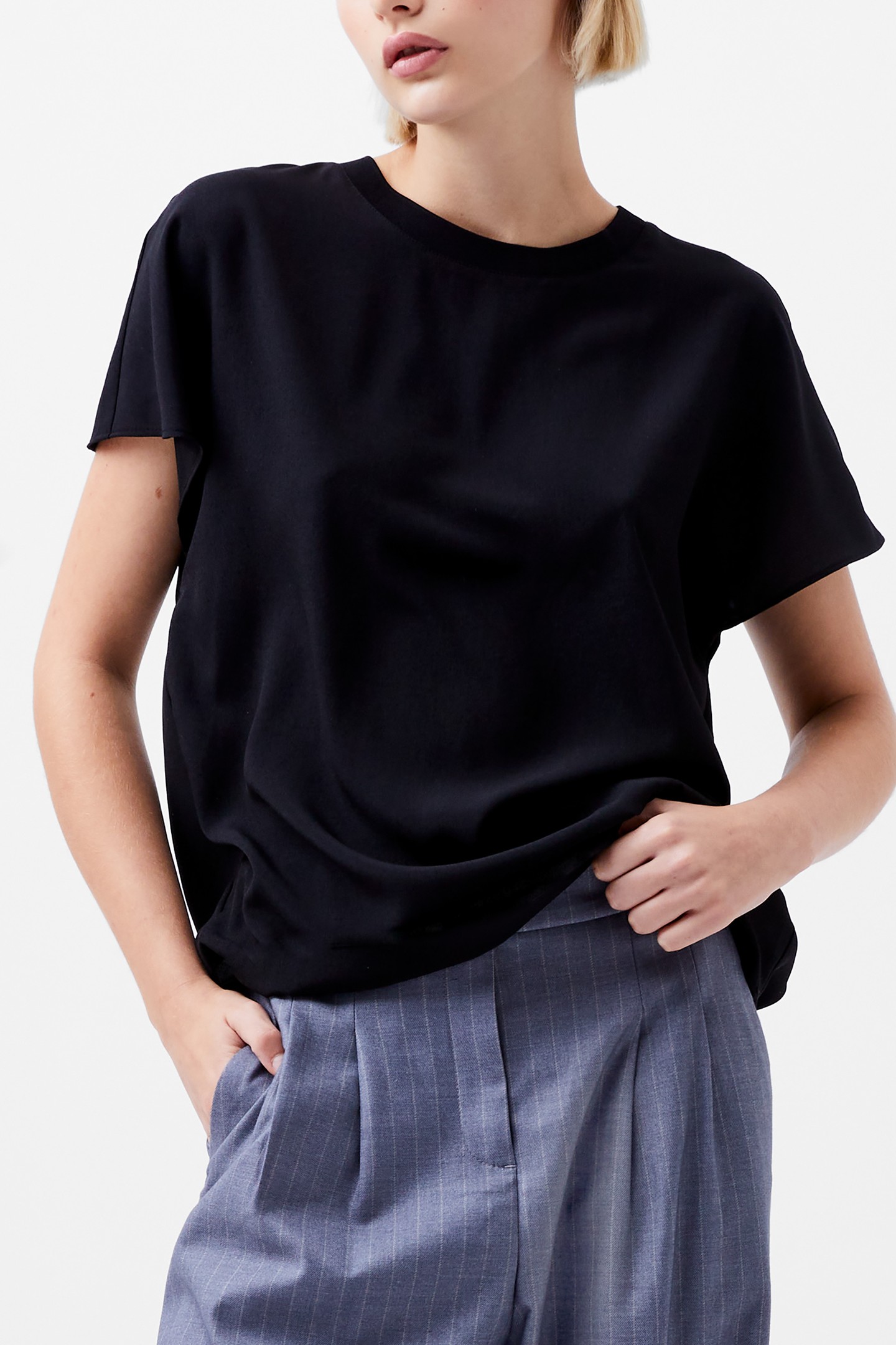 CREPE LIGHT CREW NECK TOP BLACK by French Connection