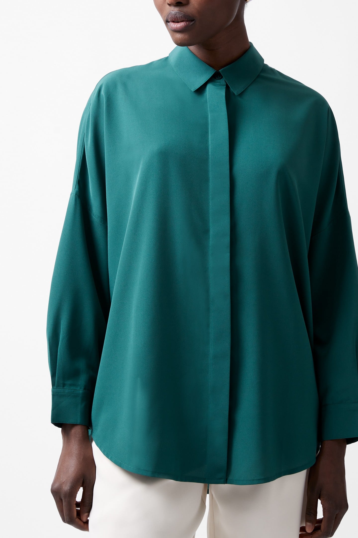 CAPRINA CREPE LS BUTTON SHIRT FOREST 1