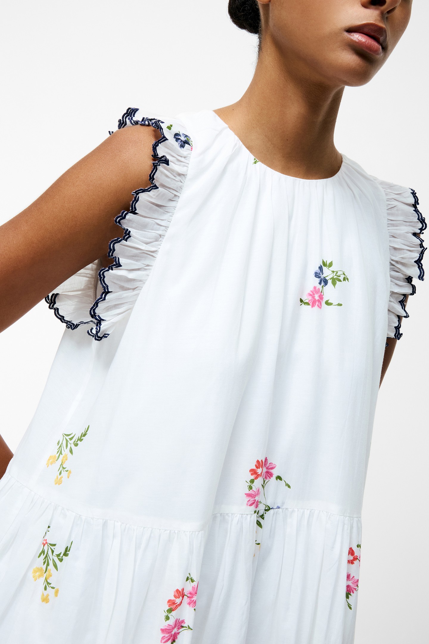 KIRSTY HOLLAND TIERED DRESS WHITE MULTI 4