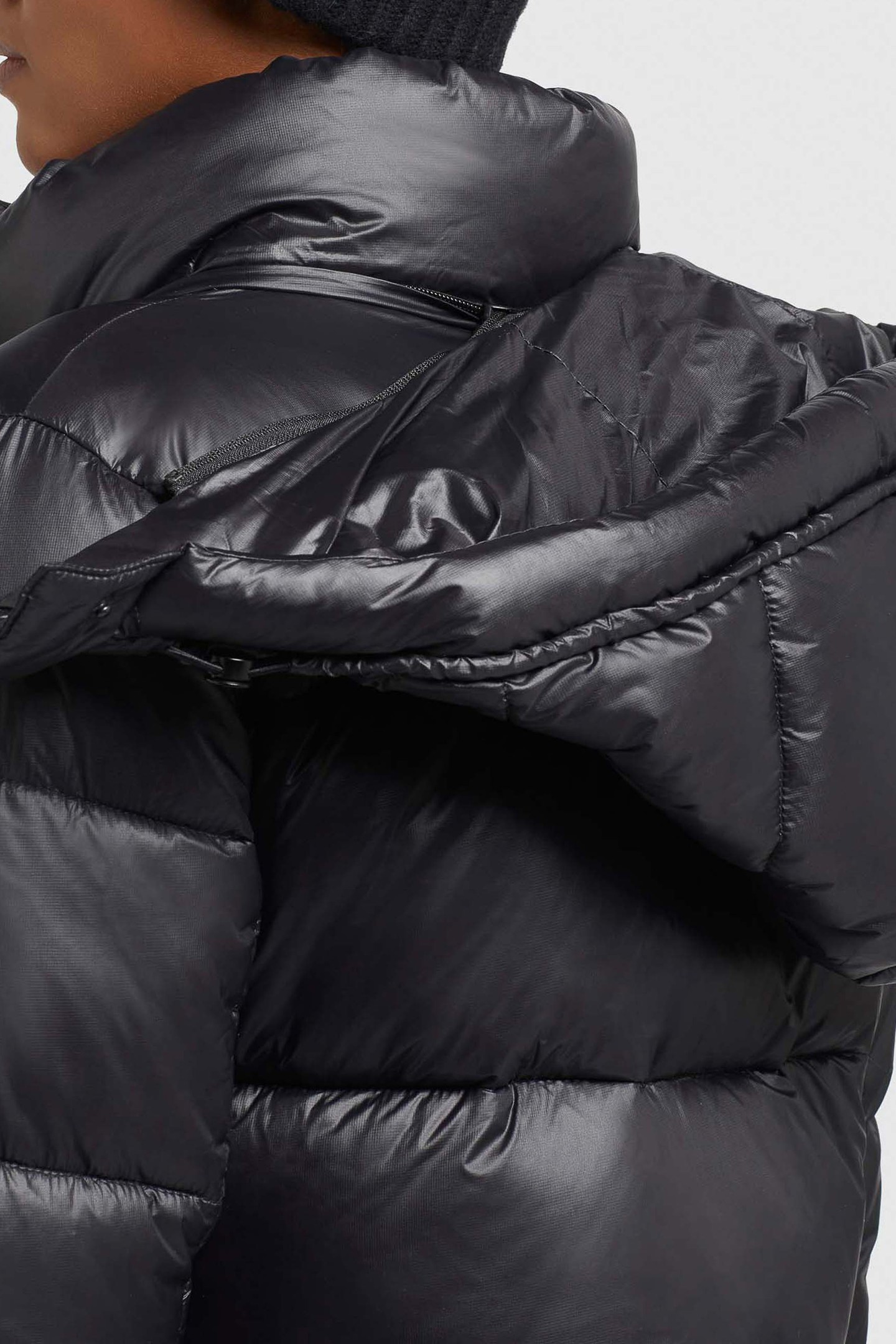 VALONA SHINY BLACK 7