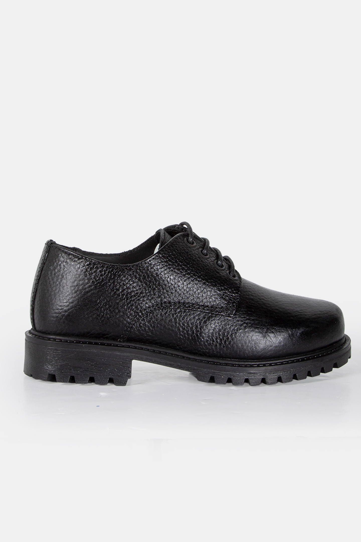 ZENA BLACK EMBOSSED 1