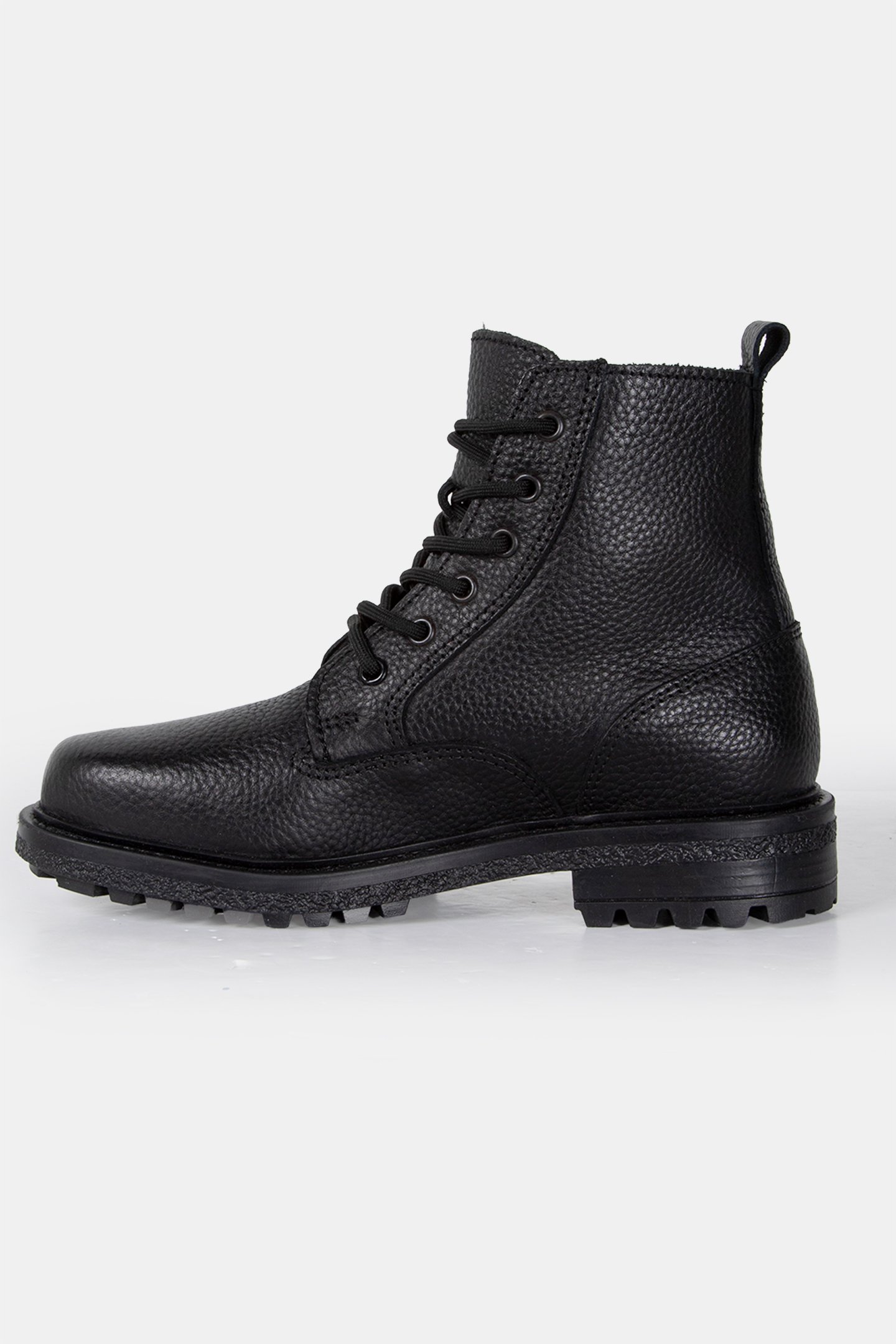 GUZO BLACK EMBOSSED 2