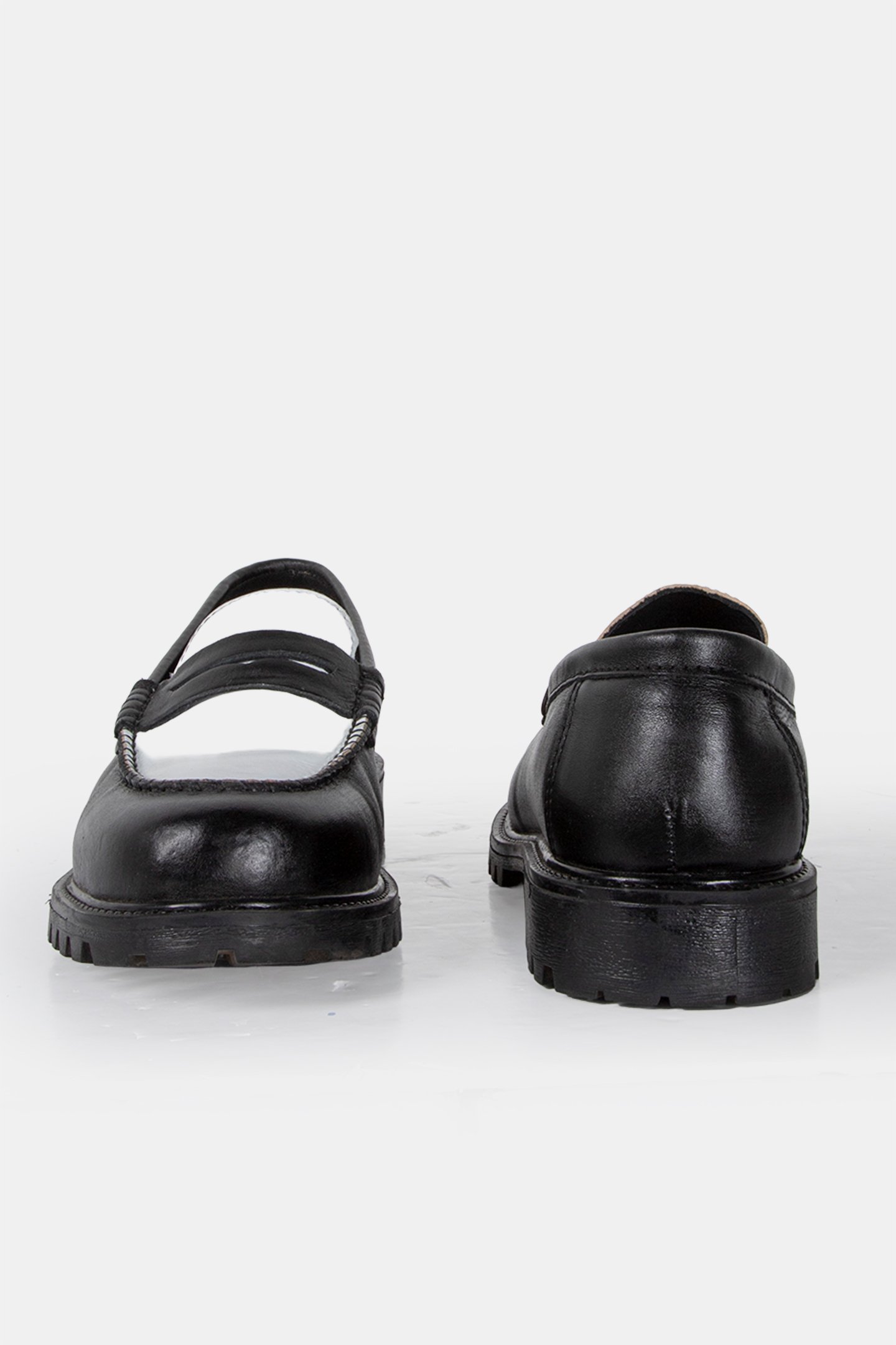 SANTI WHITE WAXY LOAFER 3