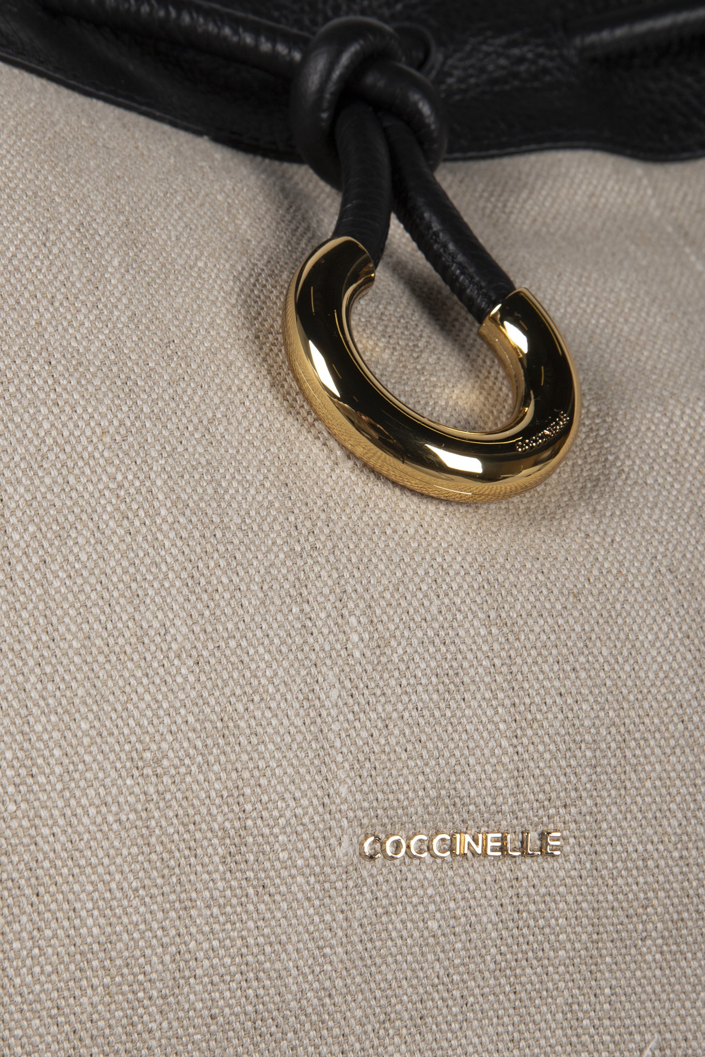 LEATHER LARGE SHOULDER BAG IN BEIGE AND BLACK 5