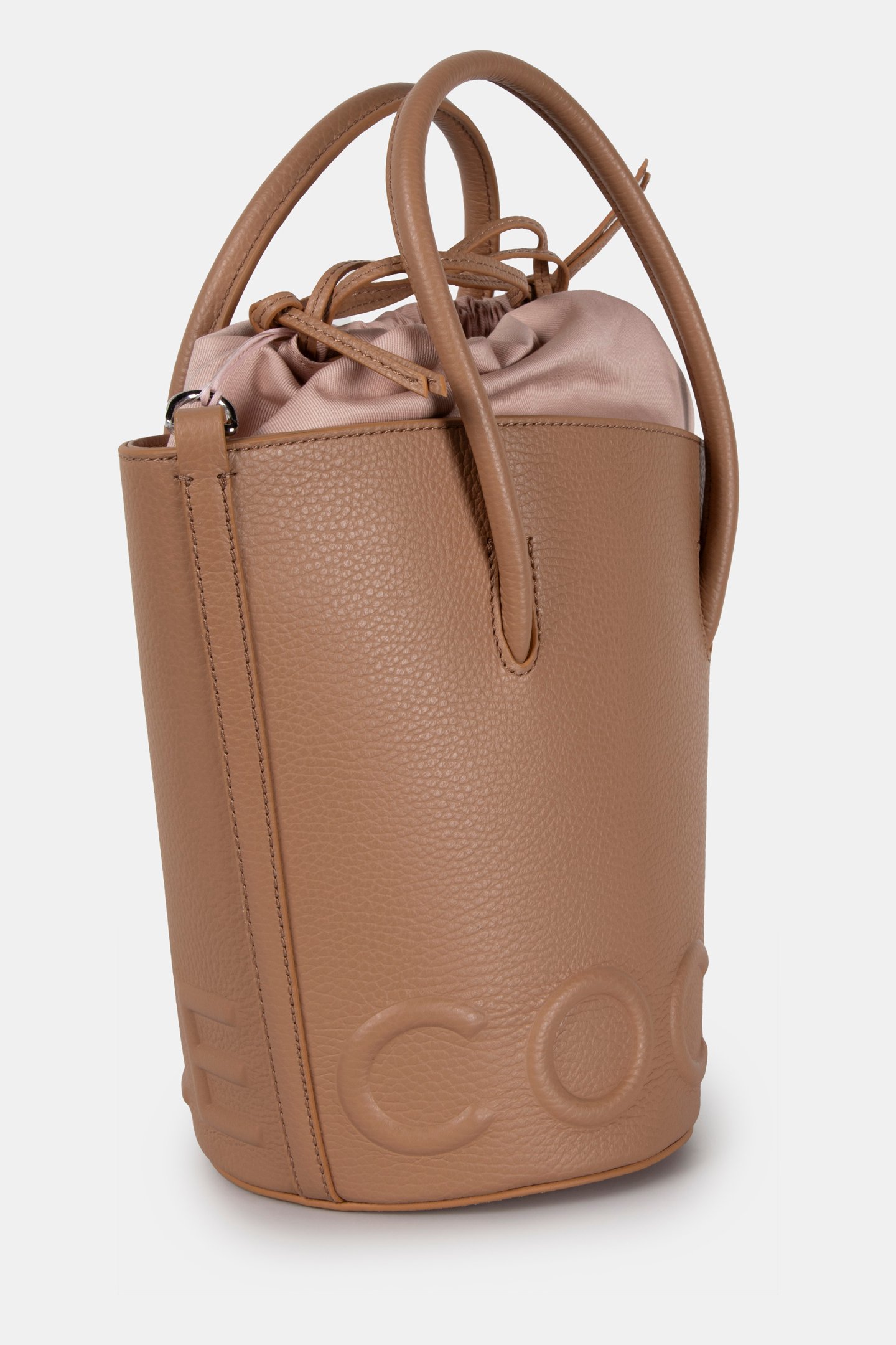 LEATHER BUCKET BAG IN BEIGE 3