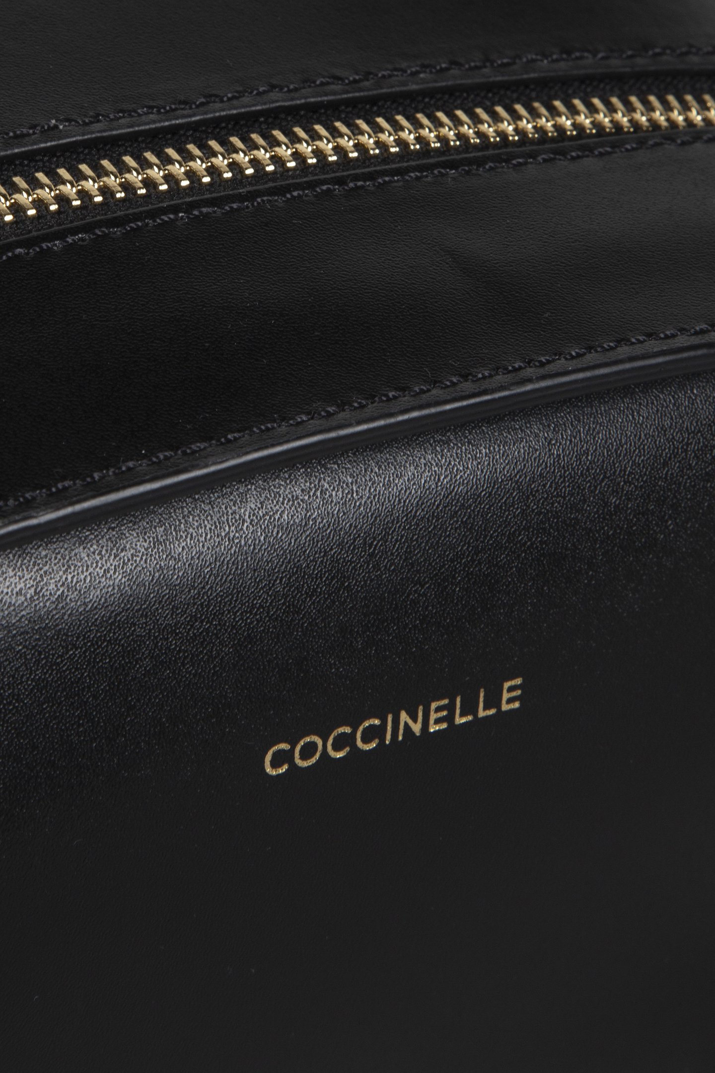 COCCINELLEMALETA CALF COC NOIR 5