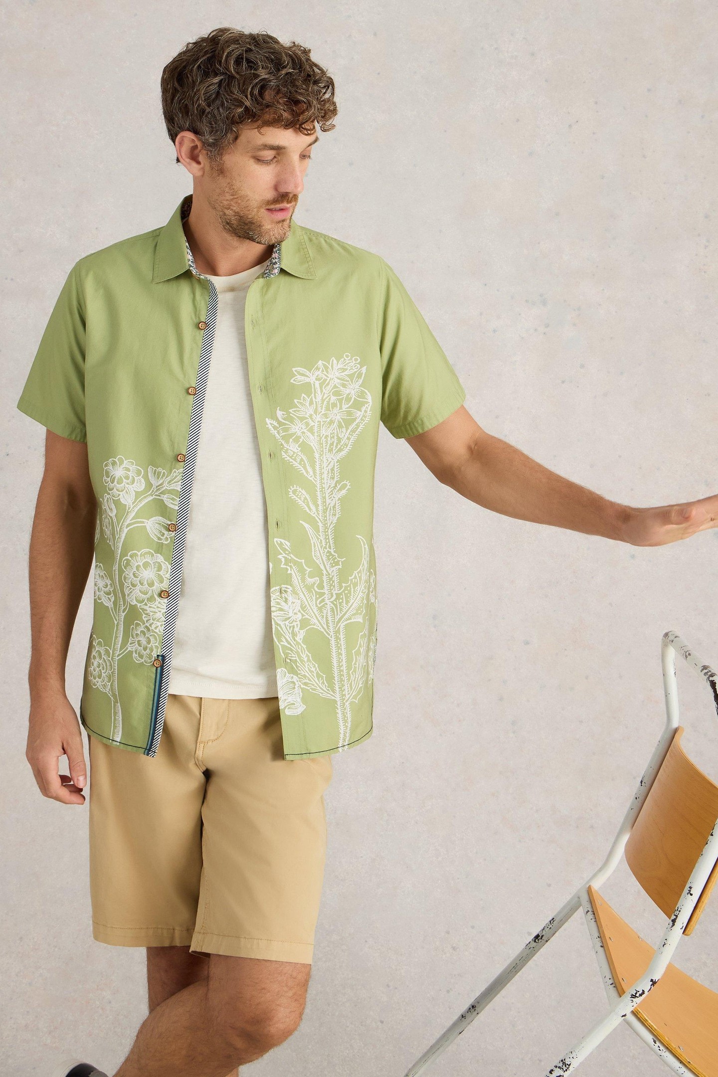 White Stuff Floral Border Ss Printed Shirt Green Print Maat: M | Casual Overhemden Outlet | Heren | Groen