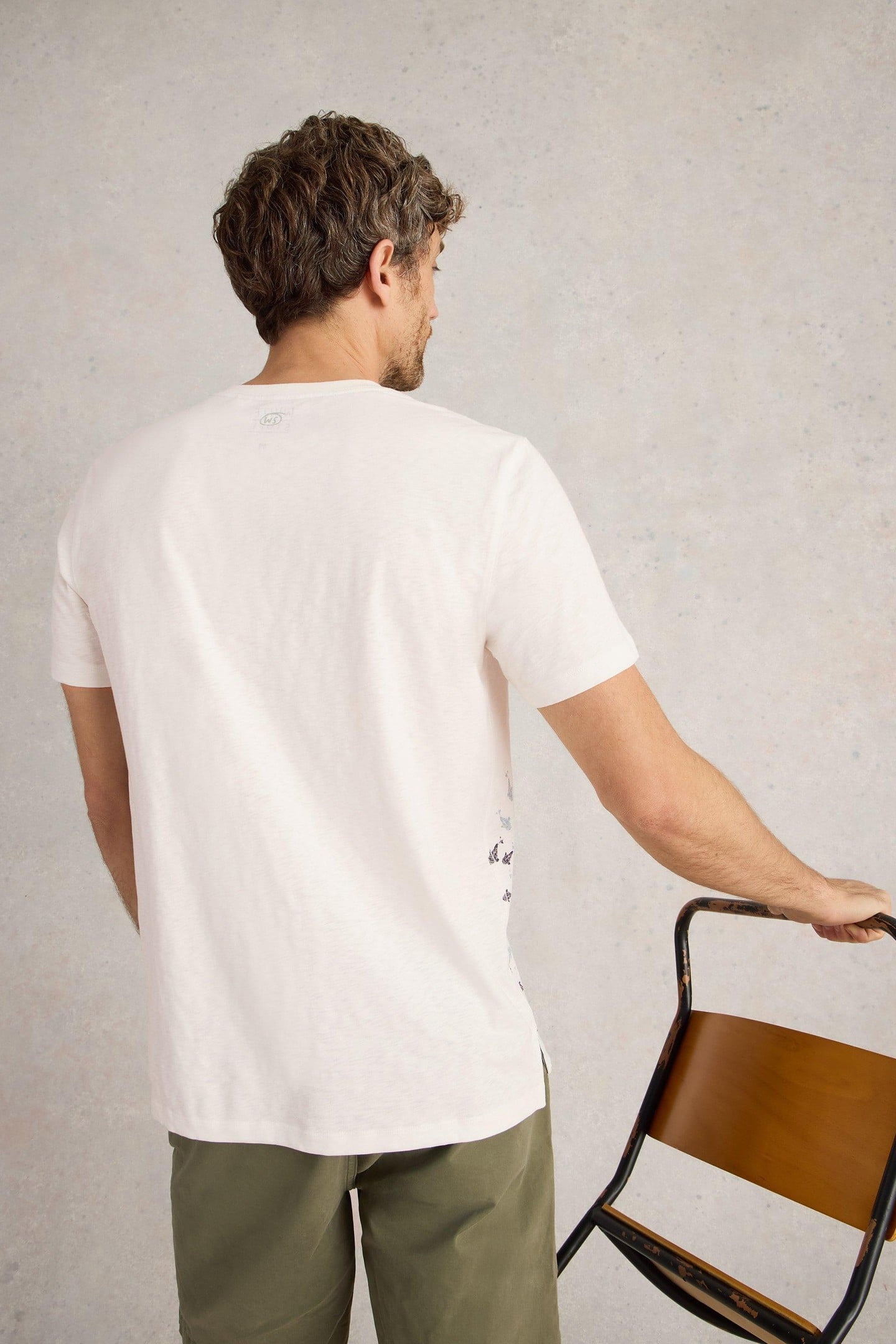 SWIMMING FISH GRAPHIC TEE WHITE PRINT 3