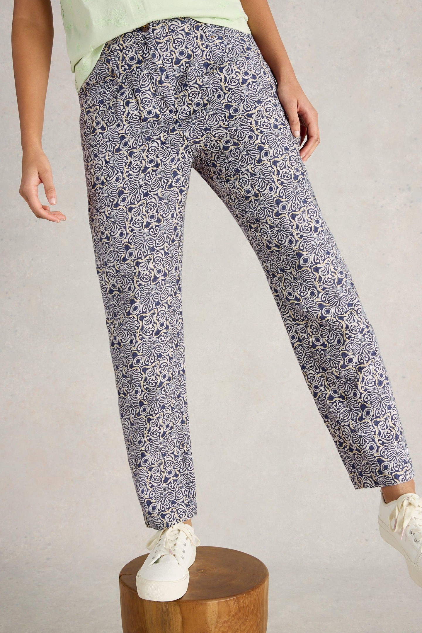 White Stuff Rowena Linen Trouser Navy Print Maat: 8 REGULAR | Broeken Outlet | Dames | Blauw